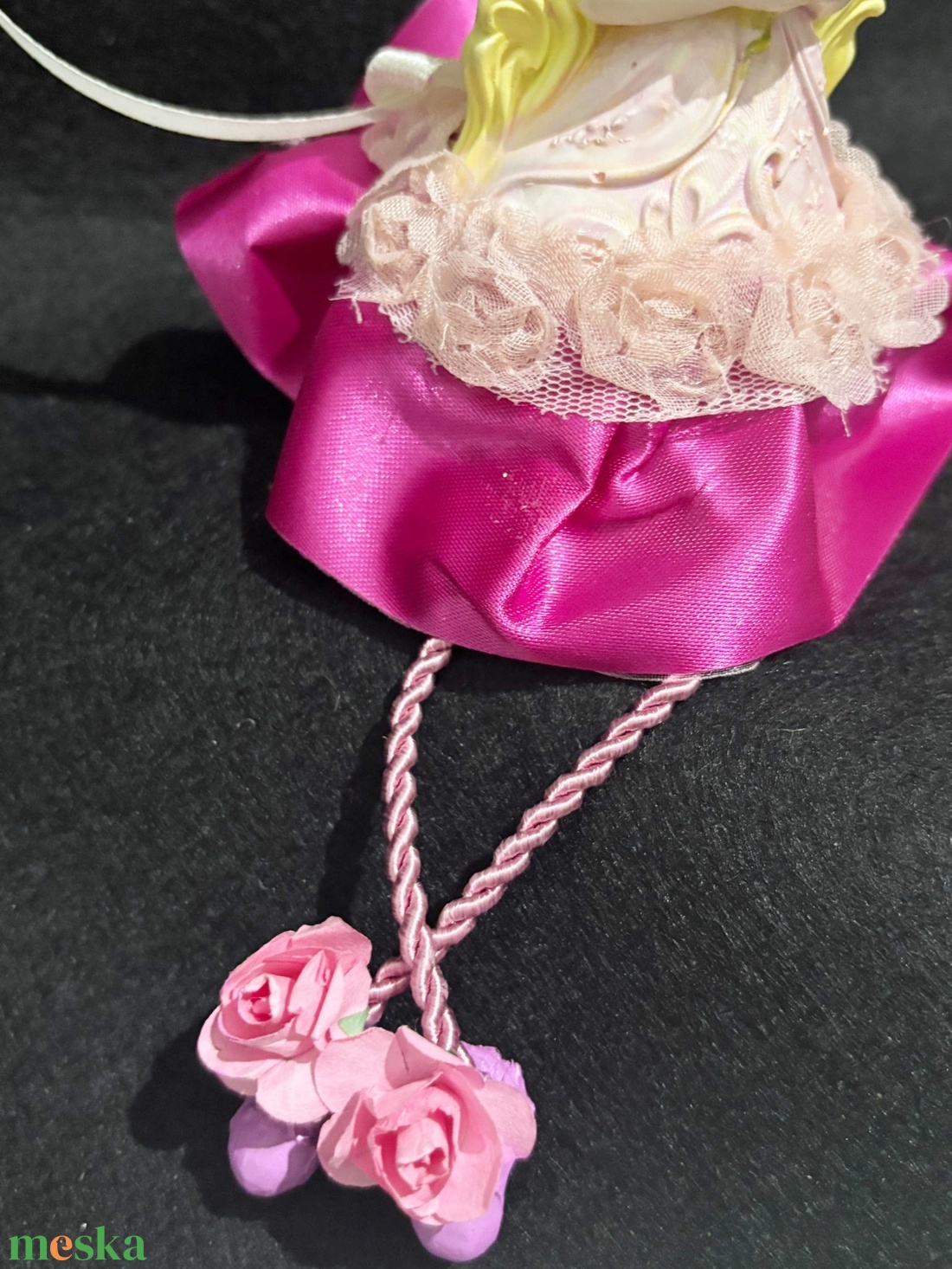 Rózsakirálylány � Exkluzív, kézzel díszített 15 cm-es díszfigura - otthon & életmód - dekoráció - asztal és polc dekoráció - asztaldísz - Meska.hu