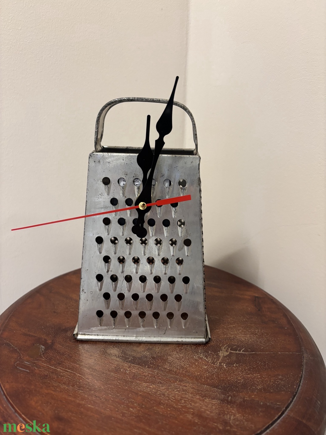 Régi reszelő, sajt reszelő óra - otthon & életmód - dekoráció - fali és függő dekoráció - falióra & óra - Meska.hu