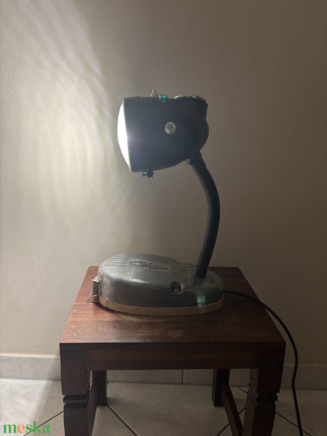 Riga, Komár, Romet motor alkatrész lámpa, asztali lámpa - otthon & életmód - lámpa - asztali lámpa - Meska.hu