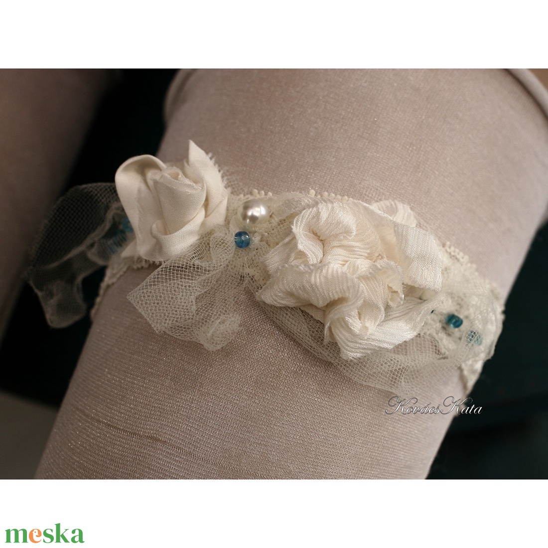 VALAMI KÉK - art to wear harisnyakötő - esküvő - kiegészítők - harisnyatartó & valami kék - Meska.hu VALAMI KÉK - art to wear harisnyakötő - esküvő - kiegészítők - harisnyatartó & valami kék - Meska.hu