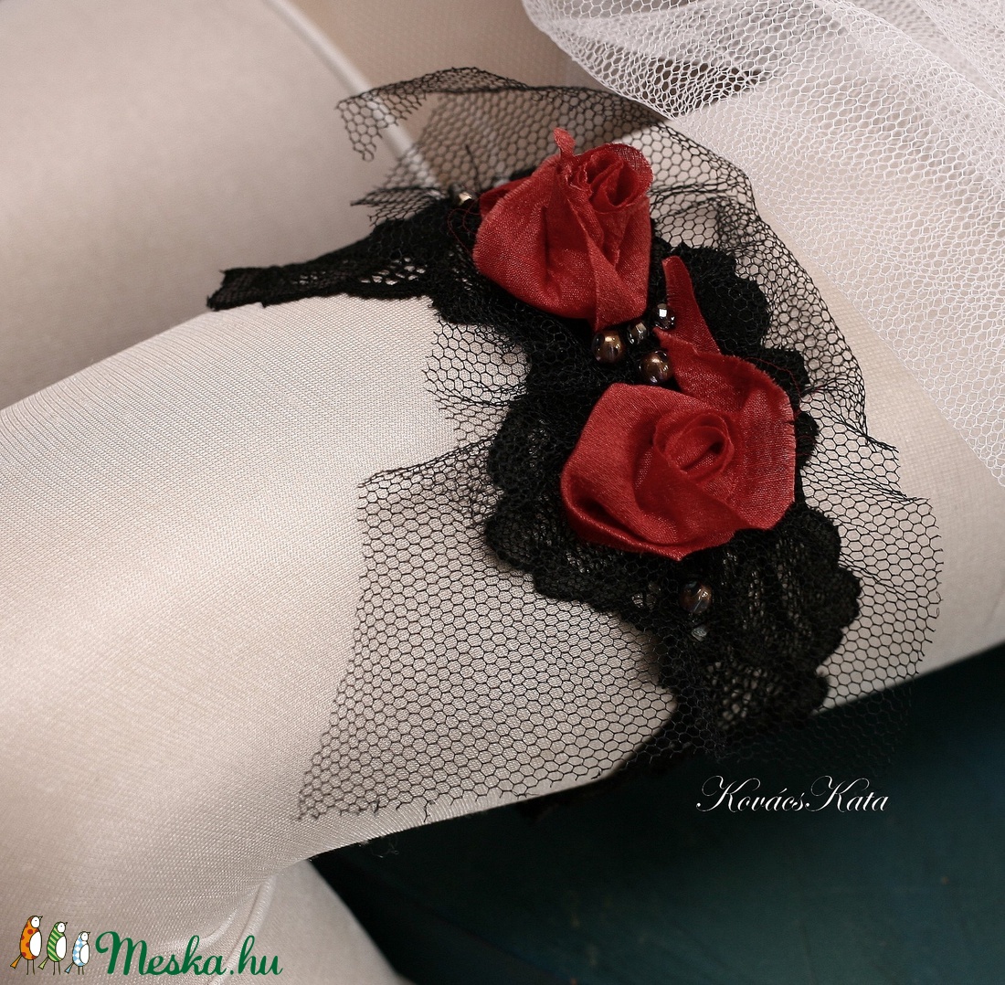 CARMEN- art to wear harisnyakötő - esküvő - kiegészítők - harisnyatartó & valami kék - Meska.hu CARMEN- art to wear harisnyakötő - esküvő - kiegészítők - harisnyatartó & valami kék - Meska.hu