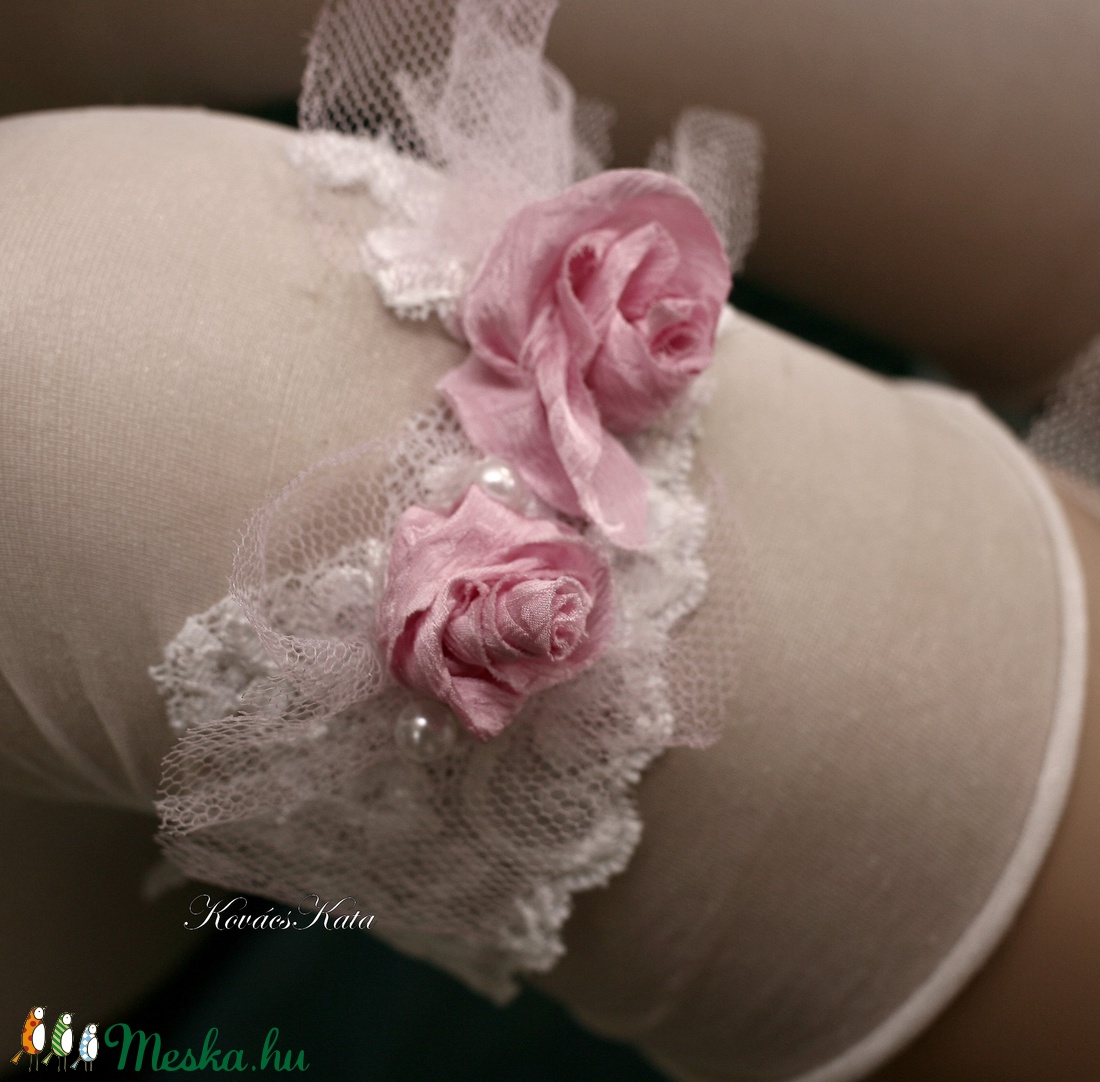 ROKOKÓ - art to wear harisnyakötő - combékszer - esküvő - kiegészítők - harisnyatartó & valami kék - Meska.hu ROKOKÓ - art to wear harisnyakötő - combékszer - esküvő - kiegészítők - harisnyatartó & valami kék - Meska.hu