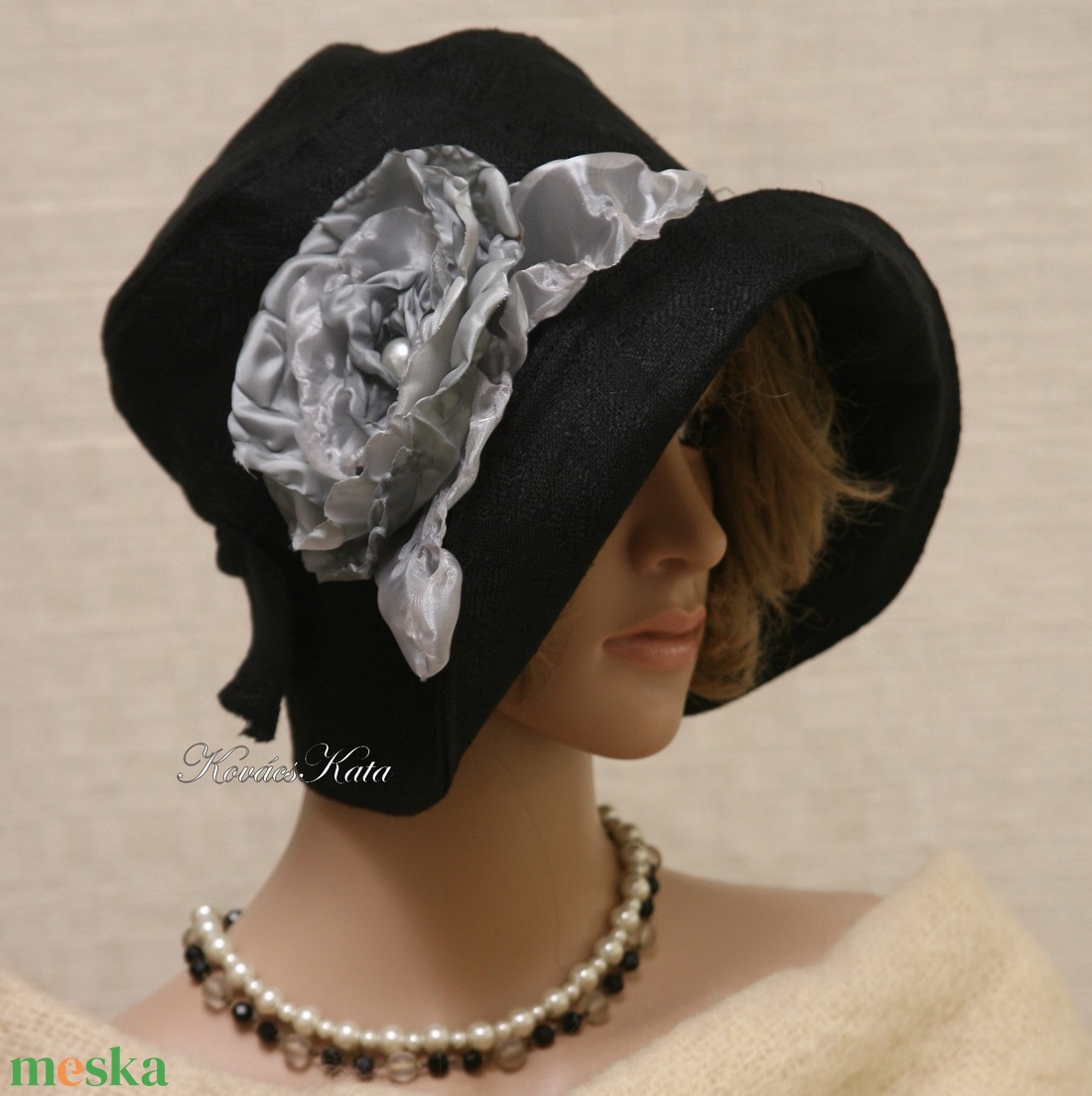 TANIA cloche - design flapper-kalap - ruha & divat - sál, sapka, kendő - kalap - Meska.hu TANIA cloche - design flapper-kalap - ruha & divat - sál, sapka, kendő - kalap - Meska.hu