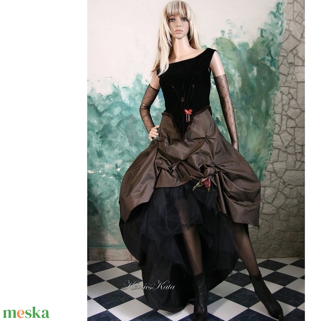 BERTA - extravagáns design-estélyiruha - ruha & divat - női ruha - alkalmi ruha & estélyi ruha - Meska.hu BERTA - extravagáns design-estélyiruha - ruha & divat - női ruha - alkalmi ruha & estélyi ruha - Meska.hu