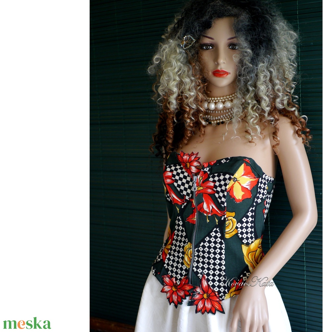 VERSACE-MINTÁS MÍDER - bohém design fűző - ruha & divat - női ruha - alkalmi ruha & estélyi ruha - Meska.hu VERSACE-MINTÁS MÍDER - bohém design fűző - ruha & divat - női ruha - alkalmi ruha & estélyi ruha - Meska.hu
