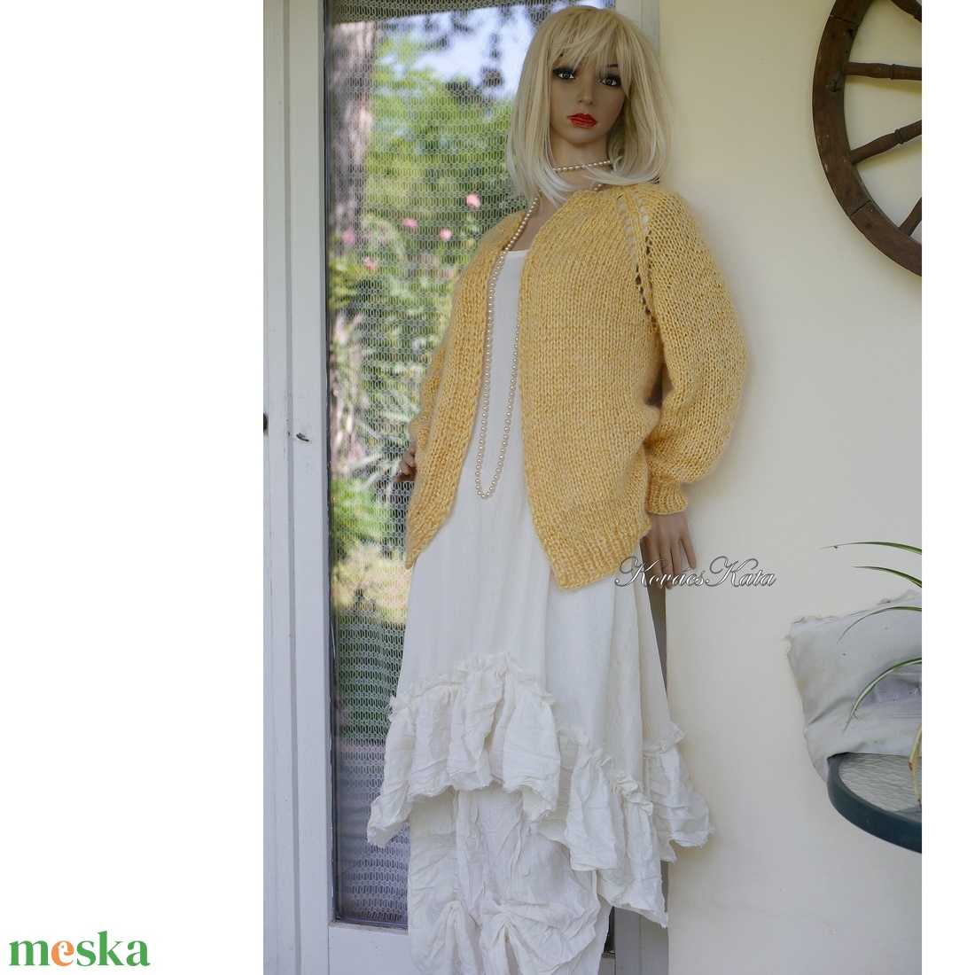 CANDY / gold - exkluzív kézzel kötött selyem-mohair kardigán, pulóver - ruha & divat - női ruha - pulóver - Meska.hu CANDY / gold - exkluzív kézzel kötött selyem-mohair kardigán, pulóver - ruha & divat - női ruha - pulóver - Meska.hu