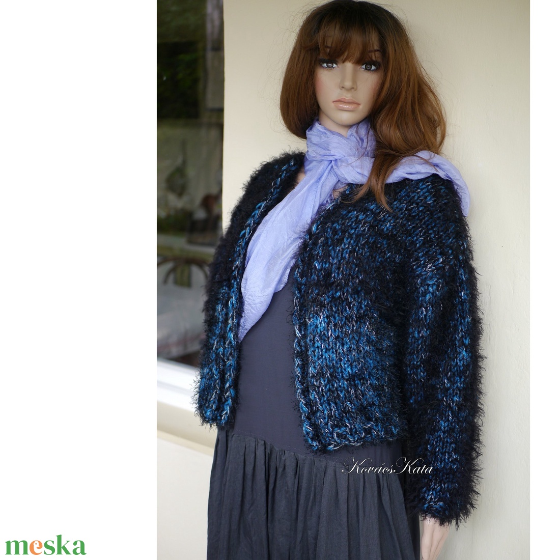 BORZI-KARDI / kék-fekete - exkluzív kézzel kötött selyem kabátka, kardigán - ruha & divat - női ruha - pulóver & kardigán - Meska.hu