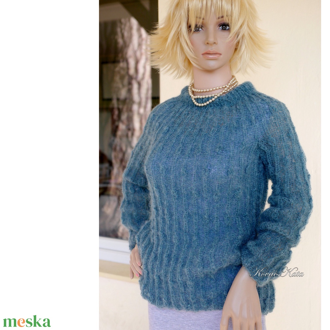 LONCI - exkluzív kézzel kötött mohair pulóver / óceán - ruha & divat - női ruha - pulóver - Meska.hu LONCI - exkluzív kézzel kötött mohair pulóver / óceán - ruha & divat - női ruha - pulóver - Meska.hu