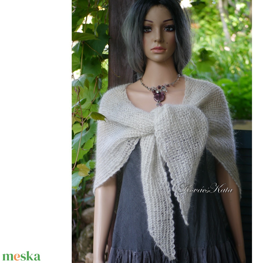 HABKENDŐ - exkluzív kézzel kötött silk mohair vállkendő / gyöngy-szürke - ruha & divat - sál, sapka, kendő - vállkendő - Meska.hu HABKENDŐ - exkluzív kézzel kötött silk mohair vállkendő / gyöngy-szürke - ruha & divat - sál, sapka, kendő - vállkendő - Meska.hu