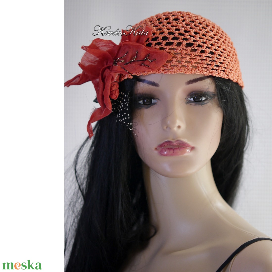 MÁTRA-SAPI - horgolt selyem flapper sapka virág-applikációval / barack - ruha & divat - sál, sapka, kendő - sapka - Meska.hu MÁTRA-SAPI - horgolt selyem flapper sapka virág-applikációval / barack - ruha & divat - sál, sapka, kendő - sapka - Meska.hu