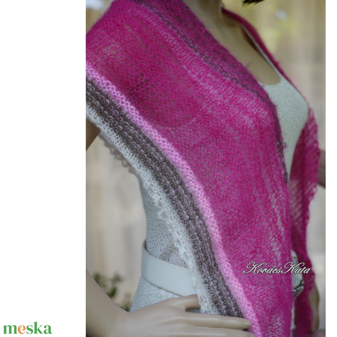 ASTER KENDŐ / magenta - exkluzív kézzel kötött luxus silk-mohair vállkendő - ruha & divat - sál, sapka, kendő - vállkendő - Meska.hu ASTER KENDŐ / magenta - exkluzív kézzel kötött luxus silk-mohair vállkendő - ruha & divat - sál, sapka, kendő - vállkendő - Meska.hu