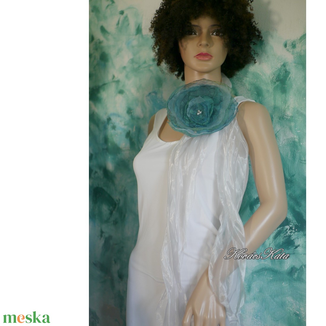 ORGANZA-RÓZSA ezüst öv-sál, textil-ékszer, bross... / óceán - ékszer - kitűző és bross - Meska.hu ORGANZA-RÓZSA ezüst öv-sál, textil-ékszer, bross... / óceán - ékszer - kitűző és bross - Meska.hu