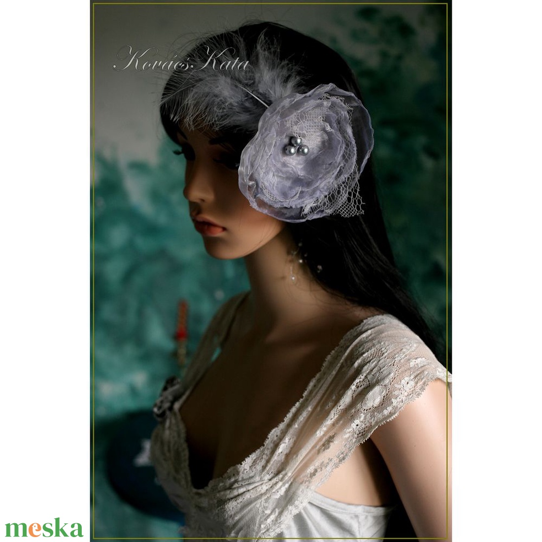 FASCINATOR / ezüstrózsa - PIN-UP organza kalapka, fejdísz - ruha & divat - hajdísz & hajcsat - hajdísz - Meska.hu FASCINATOR / ezüstrózsa - PIN-UP organza kalapka, fejdísz - ruha & divat - hajdísz & hajcsat - hajdísz - Meska.hu