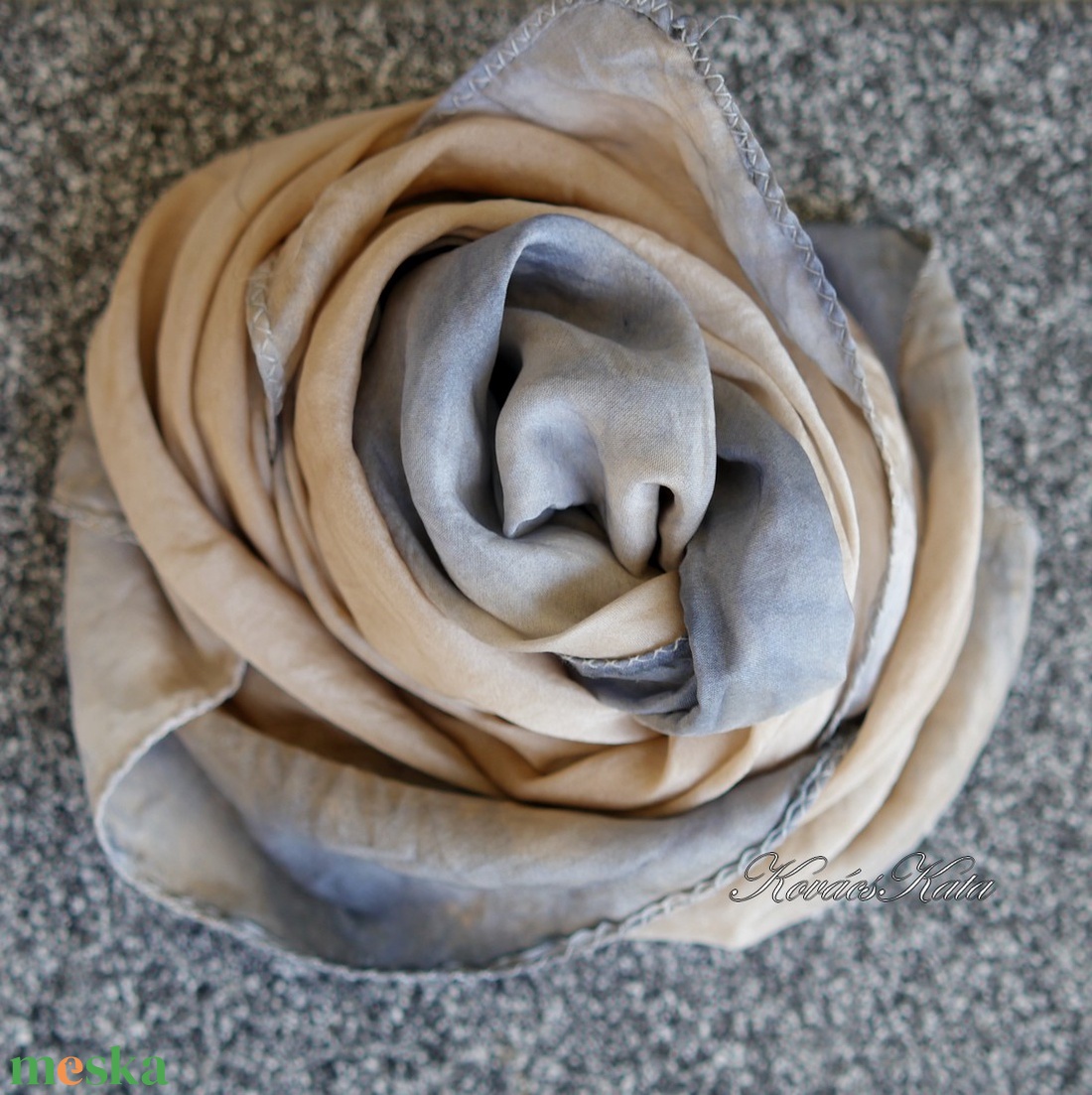 PONGE KENDŐ - batikolt 100% hernyóselyem kendő / mogyoró, szürke - ruha & divat - sál, sapka, kendő - kendő - Meska.hu