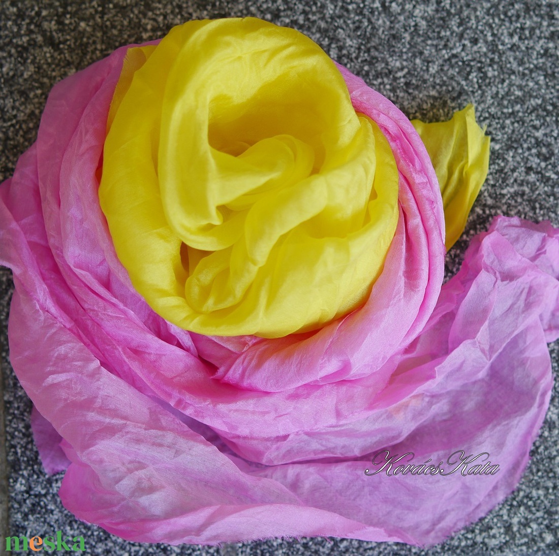 TWEENS PONGE KENDŐ - batikolt 100% hernyóselyem kendő-pár / citrom és ciklámen - ruha & divat - sál, sapka, kendő - kendő - Meska.hu