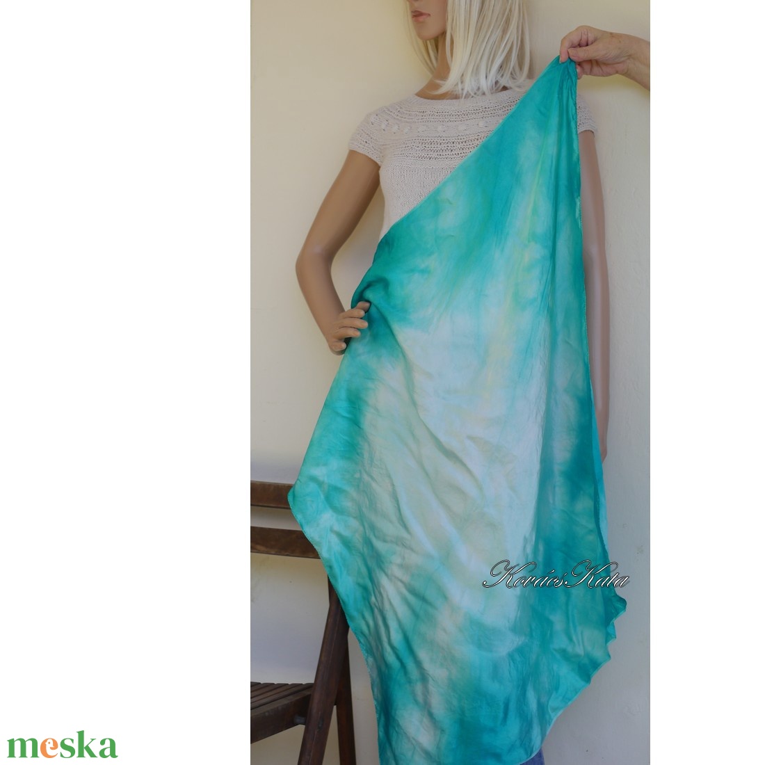 SATEN SELYEMKENDŐ - exkluzív 100% hernyóselyem batikolt kendő / bright aqua - ruha & divat - sál, sapka, kendő - kendő - Meska.hu