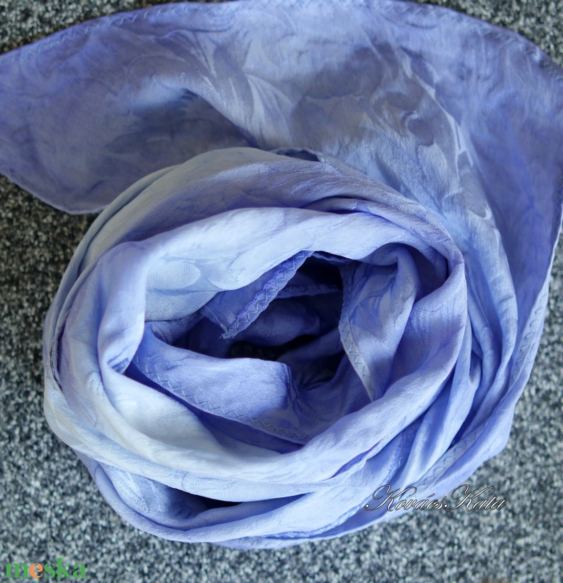 TULIPÁNOS SELYEMSÁL - exkluzív jacquard 100% hernyóselyem batikolt sál / égkék - ruha & divat - sál, sapka, kendő - sál - Meska.hu
