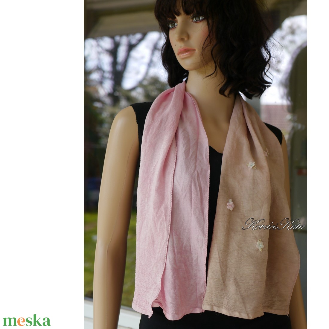 KREPP-SELYEMSÁL - exkluzív 100% hernyóselyem batikolt sál / felemás púderes - ruha & divat - sál, sapka, kendő - sál - Meska.hu