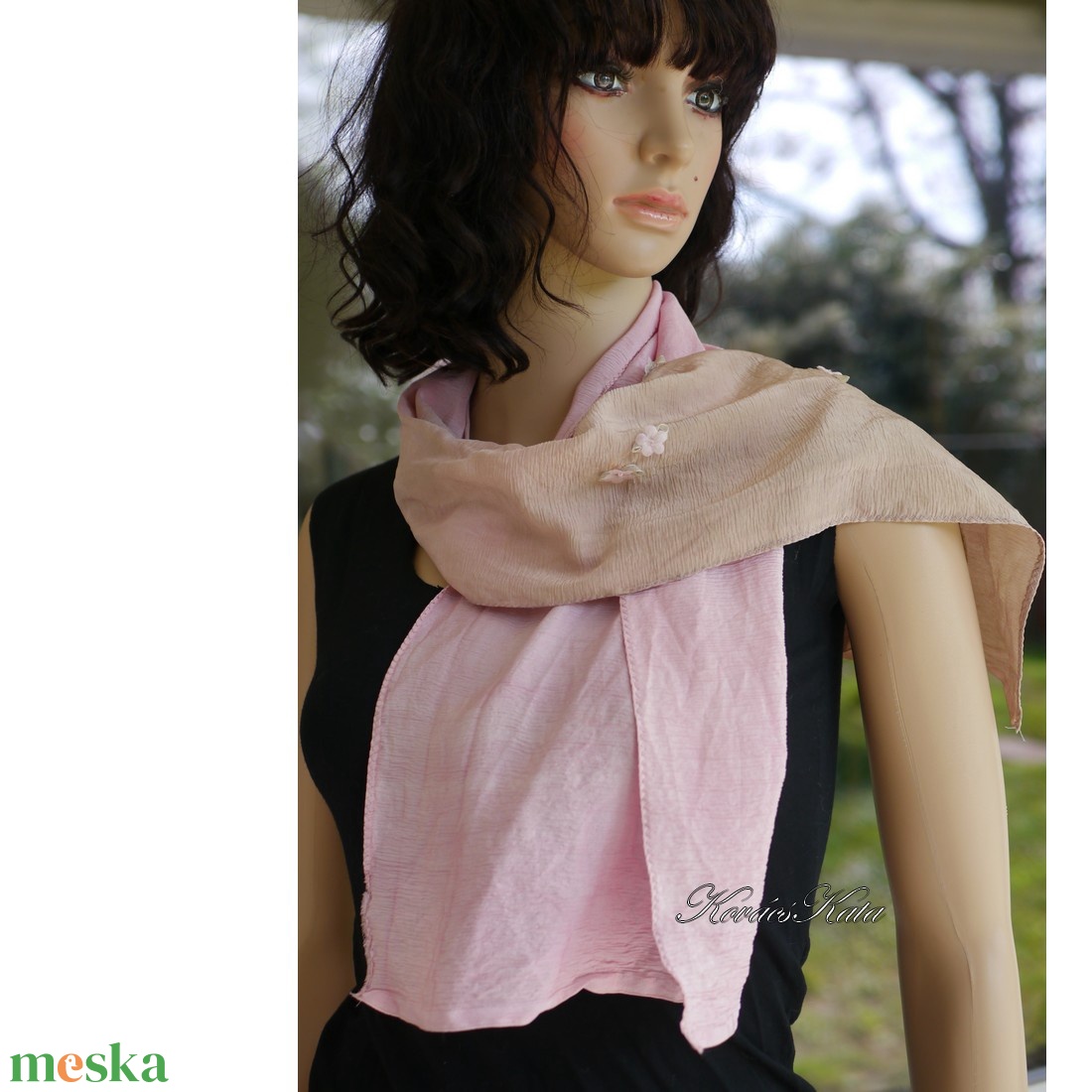 KREPP-SELYEMSÁL - exkluzív 100% hernyóselyem batikolt sál / felemás púderes - ruha & divat - sál, sapka, kendő - sál - Meska.hu