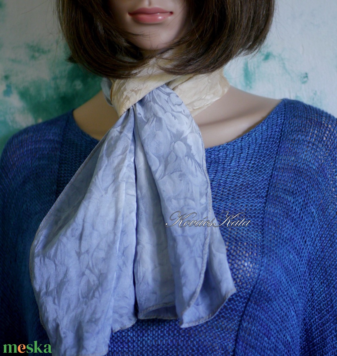 TULIPÁNOS SELYEMSÁL - exkluzív jacquard 100% hernyóselyem batikolt sál / kék, barack - ruha & divat - sál, sapka, kendő - sál - Meska.hu