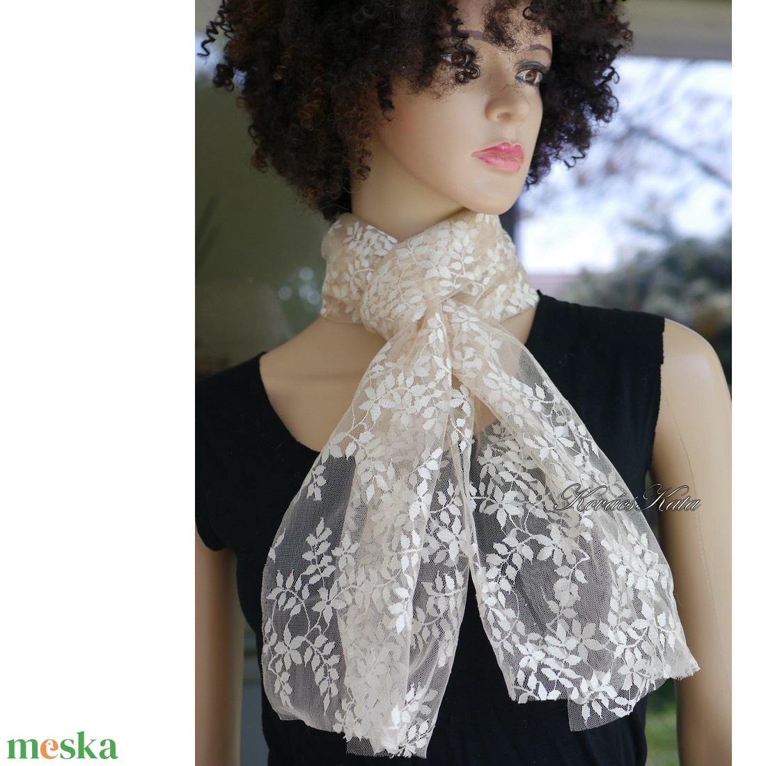 TÜLLCSIPKE SÁL - exkluzív vintage csipkesál / barack - ruha & divat - sál, sapka, kendő - sál - Meska.hu