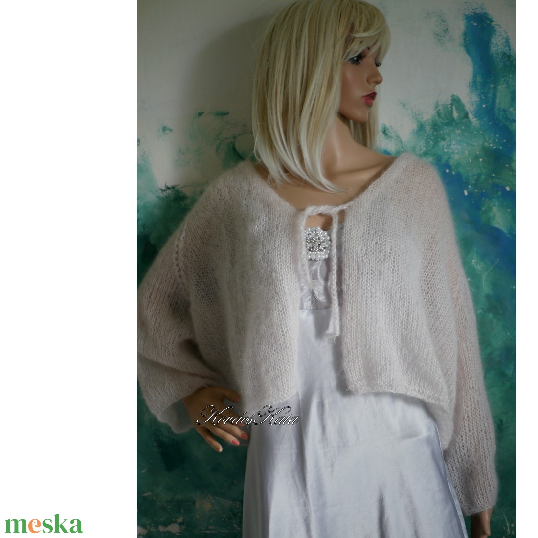 LORETTA - exkluzív kézzel kötött túlméretes selyem-mohair kardigán, poncsó / kréta  - ruha & divat - női ruha - kardigánok - Meska.hu