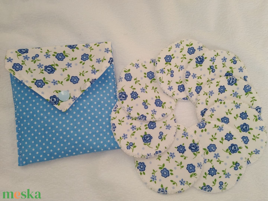 kékvirágos arctisztítókorong 8db+neszesszer - szépségápolás - arcápolás - arctisztító korong - Meska.hu