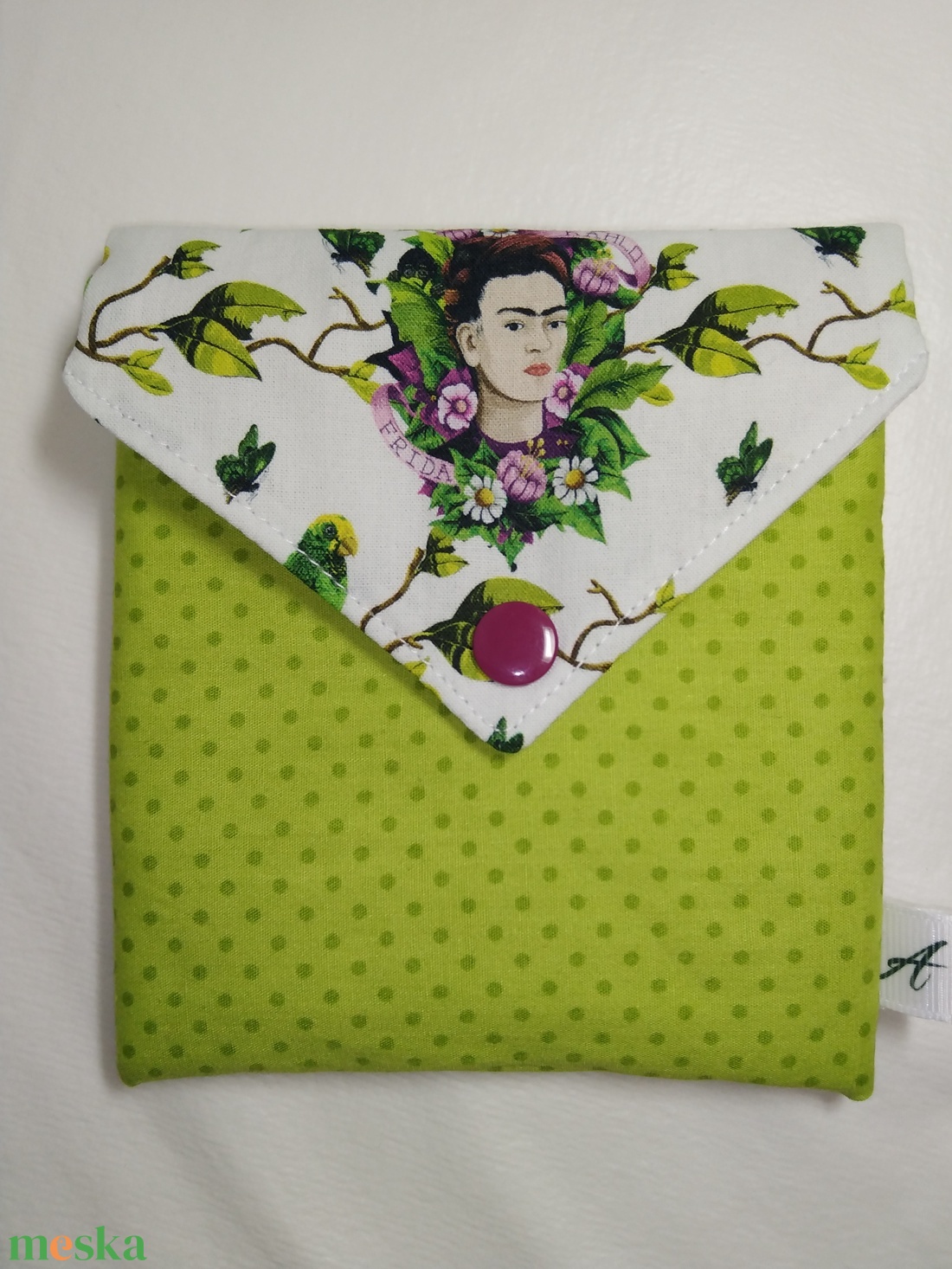 FRIDA KAHLO-arctisztító korong csomag 8db+neszesszer - szépségápolás - arcápolás - arctisztító korong - Meska.hu FRIDA KAHLO-arctisztító korong csomag 8db+neszesszer - szépségápolás - arcápolás - arctisztító korong - Meska.hu