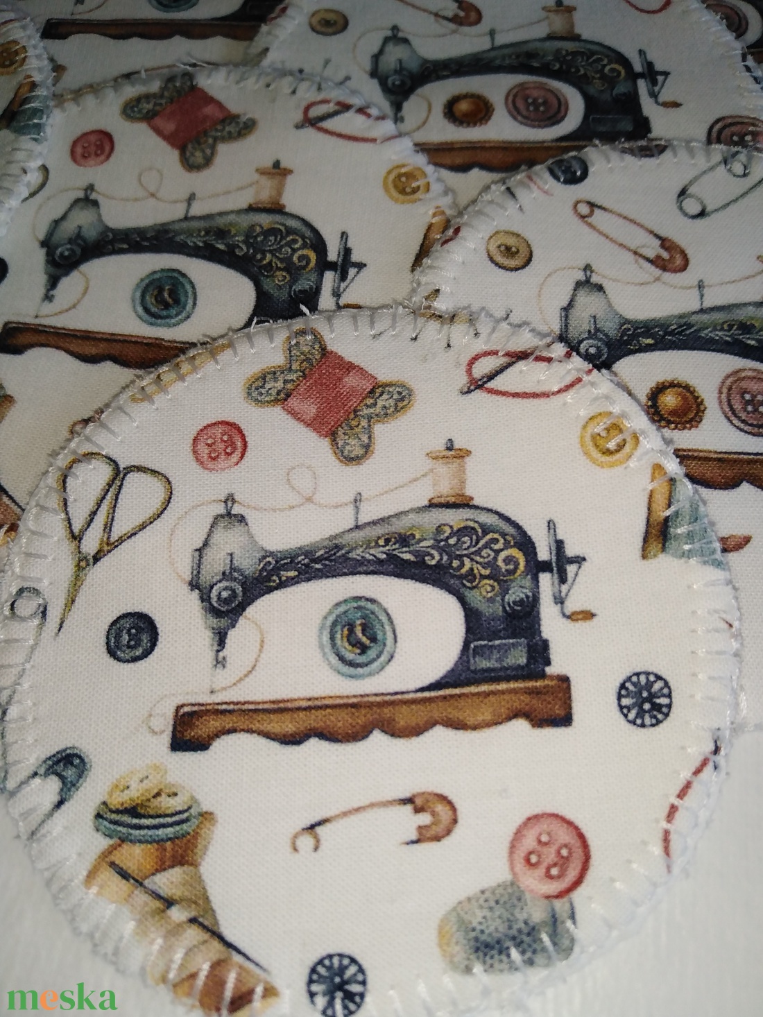 Varrógépes-arctisztító korong csomag 8db-os+neszesszer - szépségápolás - arcápolás - arctisztító korong - Meska.hu