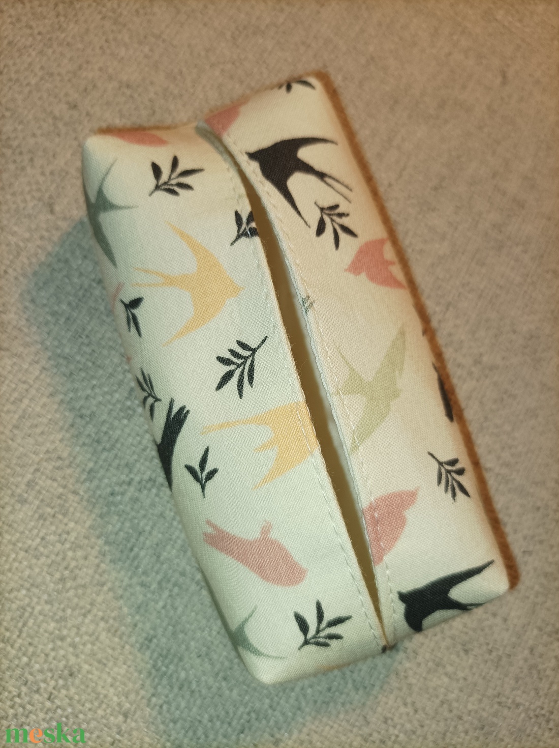 Fecskés-madaras bélelt papírzsebkendő- papírzsebkendő tartó - táska & tok - pénztárca & más tok - zsebkendőtartó tok - Meska.hu