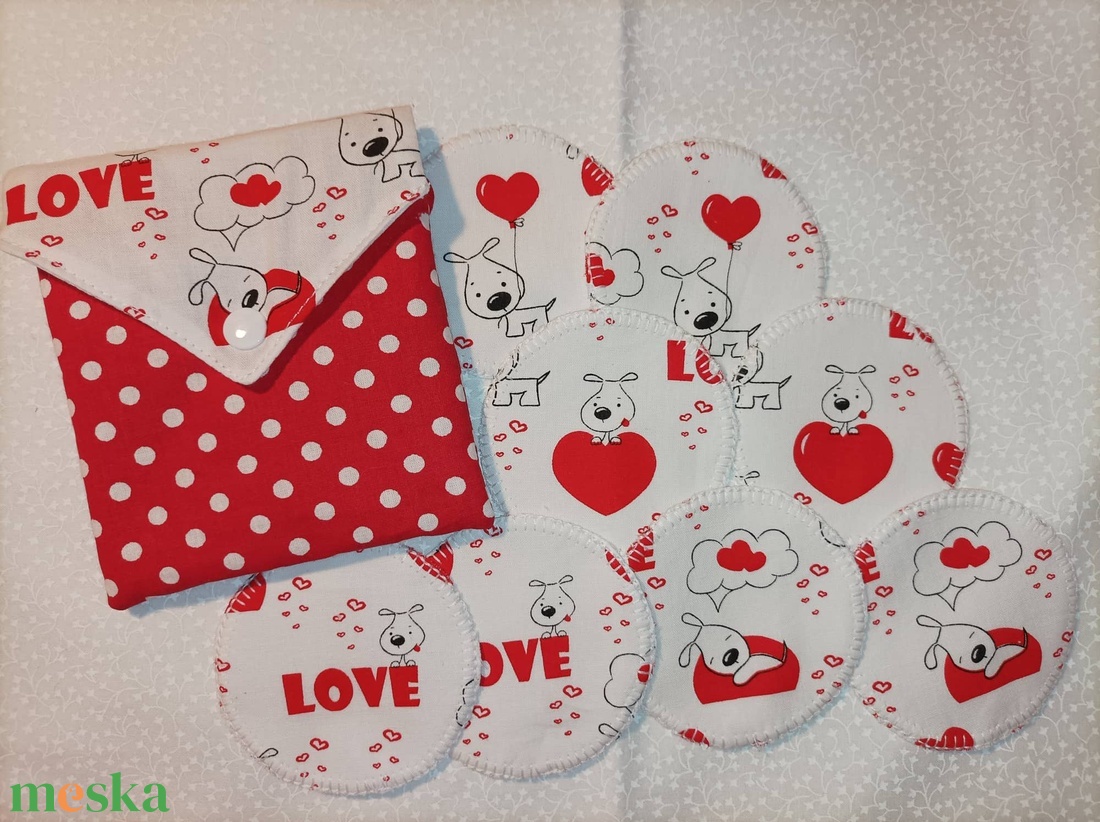 Szerelmes kiskutyás-arctisztító korong csomag 8db-os+neszesszer - szépségápolás - arcápolás - arctisztító korong - Meska.hu