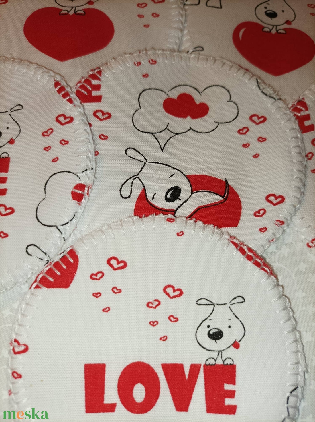 Szerelmes kiskutyás-arctisztító korong csomag 8db-os+neszesszer - szépségápolás - arcápolás - arctisztító korong - Meska.hu