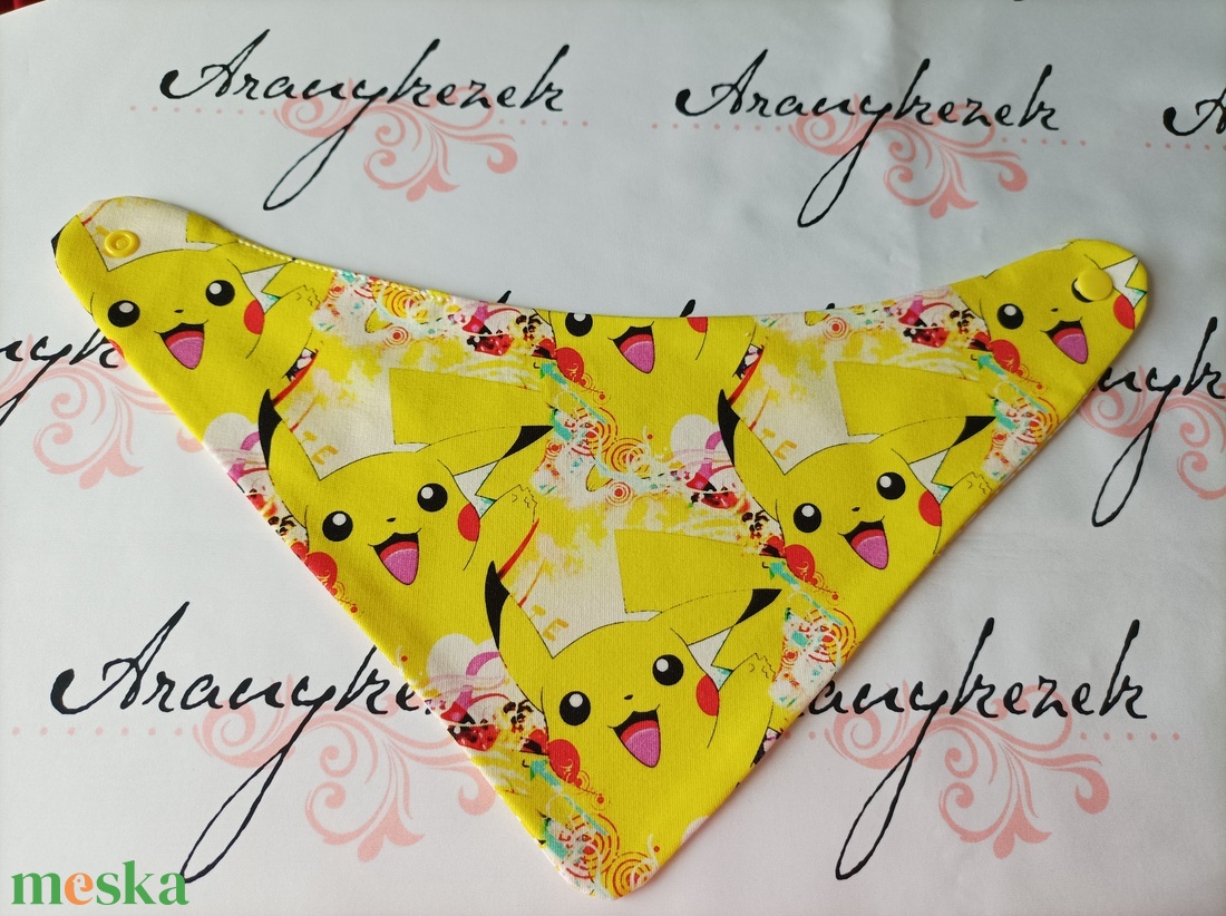 Pikachu mintás nyálkendő - ruha & divat - babaruha & gyerekruha - előke & nyálkendő - Meska.hu