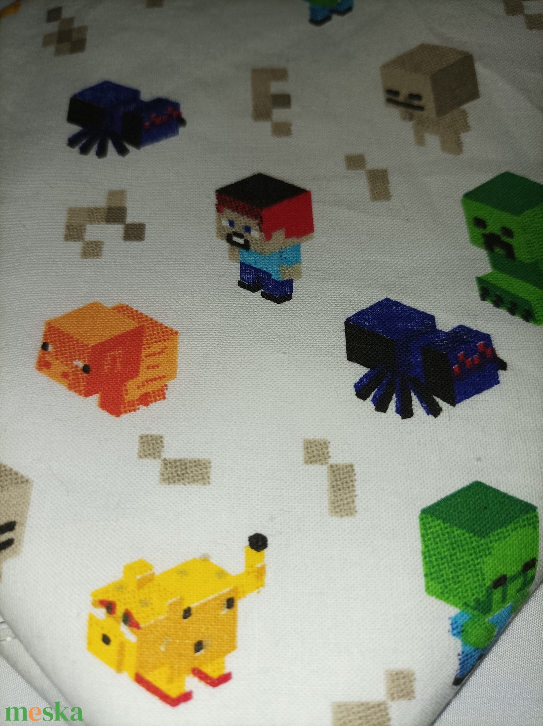 Minecraft mintás-újraszalvéta - táska & tok - uzsonna- & ebéd tartó - szendvics csomagoló - Meska.hu Minecraft mintás-újraszalvéta - táska & tok - uzsonna- & ebéd tartó - szendvics csomagoló - Meska.hu