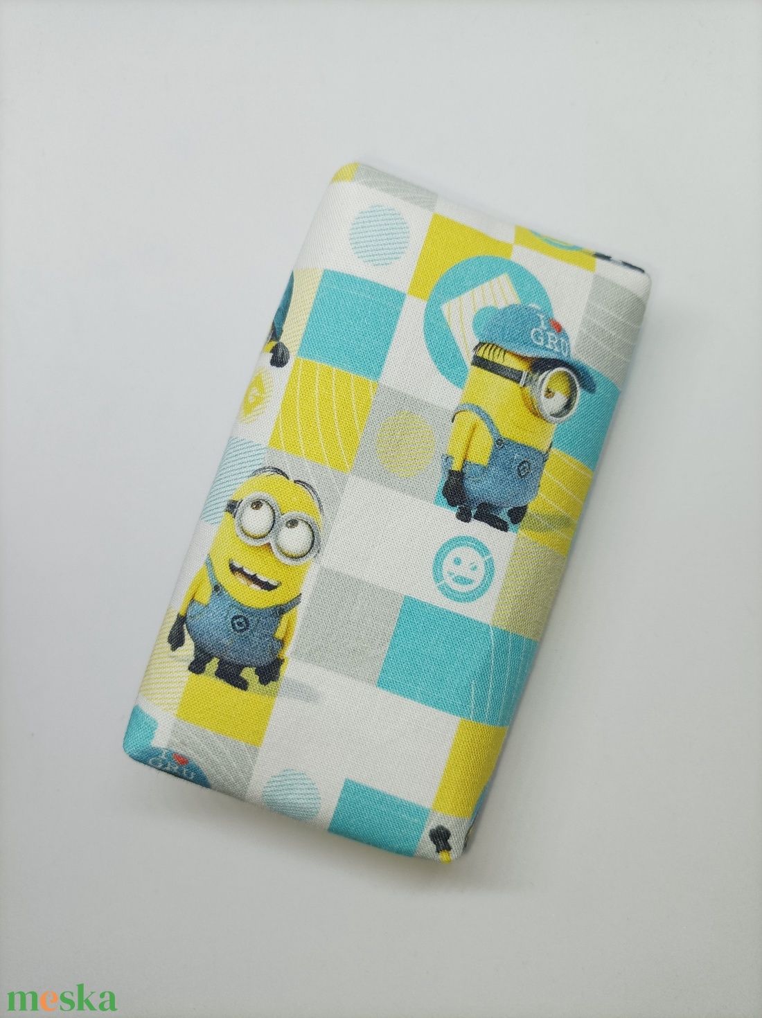 Minions-bélelt papírzsebkendő tartó - táska & tok - pénztárca & más tok - zsebkendőtartó tok - Meska.hu Minions-bélelt papírzsebkendő tartó - táska & tok - pénztárca & más tok - zsebkendőtartó tok - Meska.hu