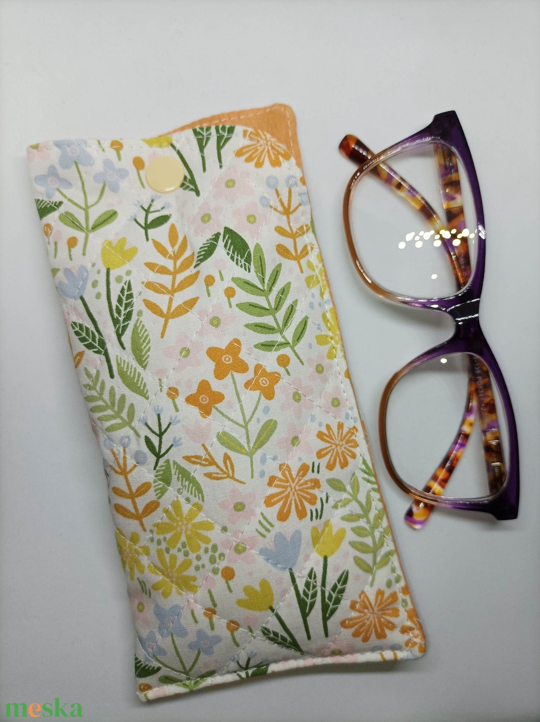 Szemüvegtok- Tavaszi virágos prémium pamutvászonból - táska & tok - pénztárca & más tok - szemüvegtok - Meska.hu