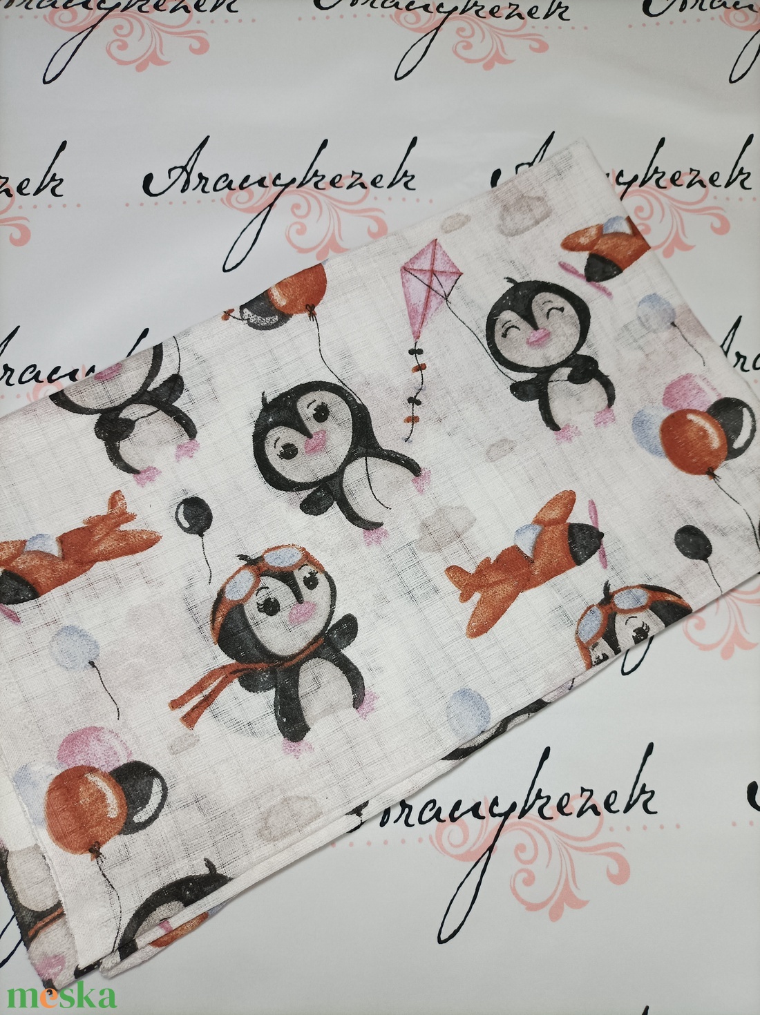 Pingvines-Textilpelus XXL méretben-babatakaró-büfcsikendő-pelenkázóalátét-ölelőkendő - szépségápolás - pelenka & babaápolás - pelenka - Meska.hu Pingvines-Textilpelus XXL méretben-babatakaró-büfcsikendő-pelenkázóalátét-ölelőkendő - szépségápolás - pelenka & babaápolás - pelenka - Meska.hu