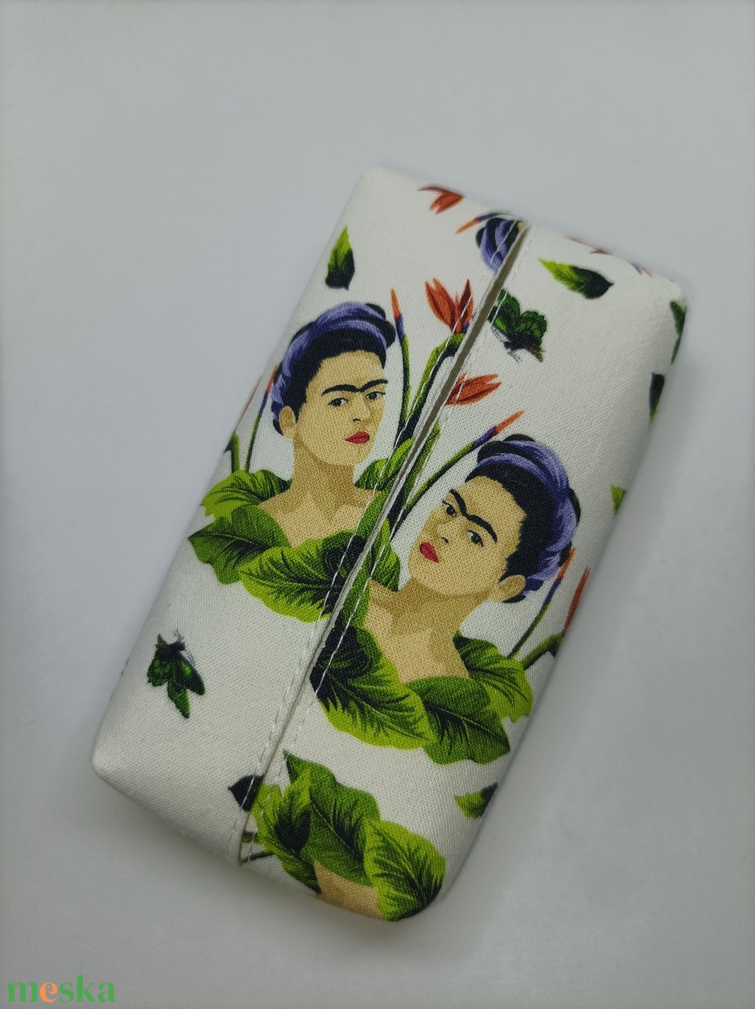 Frida Kahlo-bélelt papírzsebkendő tartó - táska & tok - pénztárca & más tok - zsebkendőtartó tok - Meska.hu Frida Kahlo-bélelt papírzsebkendő tartó - táska & tok - pénztárca & más tok - zsebkendőtartó tok - Meska.hu