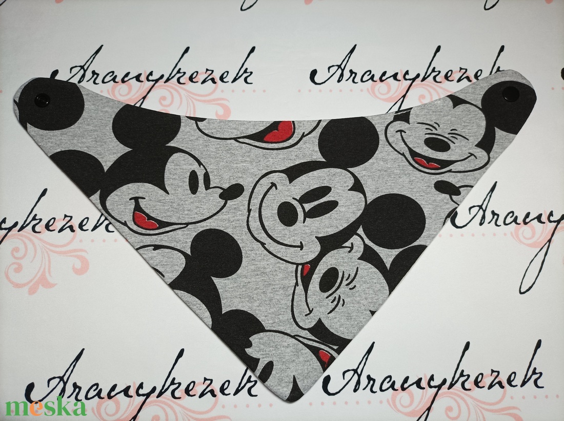 Mickey egeres nyálkendő - ruha & divat - babaruha & gyerekruha - előke & nyálkendő - Meska.hu Mickey egeres nyálkendő - ruha & divat - babaruha & gyerekruha - előke & nyálkendő - Meska.hu