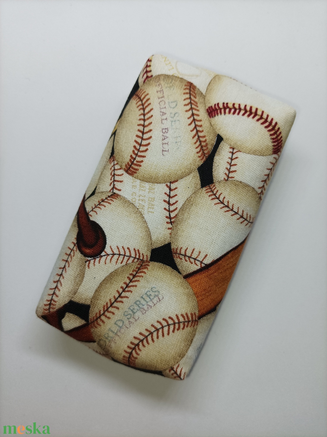 Baseball-os-bélelt papírzsebkendő tartó - táska & tok - pénztárca & más tok - zsebkendőtartó tok - Meska.hu Baseball-os-bélelt papírzsebkendő tartó - táska & tok - pénztárca & más tok - zsebkendőtartó tok - Meska.hu