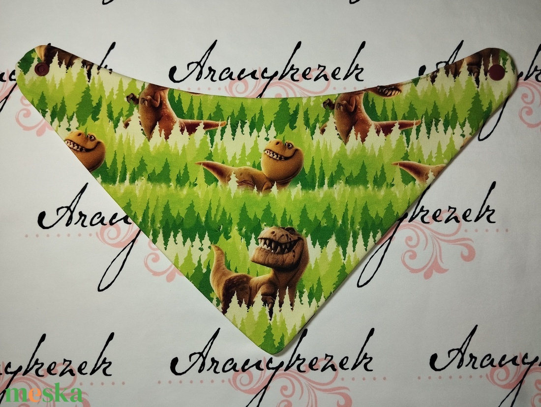 Nyálkendő-Dinó mintával - ruha & divat - babaruha & gyerekruha - előke & nyálkendő - Meska.hu Nyálkendő-Dinó mintával - ruha & divat - babaruha & gyerekruha - előke & nyálkendő - Meska.hu
