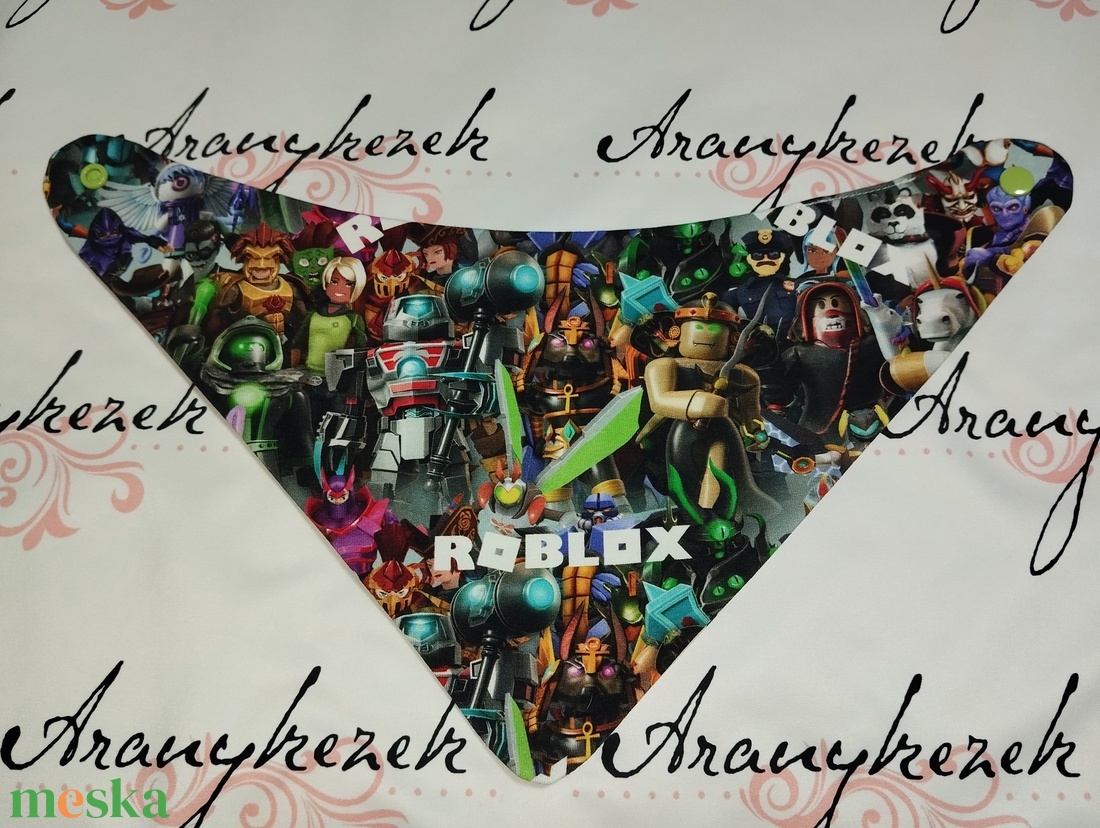 Roblox mintás nyálkendő - ruha & divat - babaruha & gyerekruha - előke & nyálkendő - Meska.hu Roblox mintás nyálkendő - ruha & divat - babaruha & gyerekruha - előke & nyálkendő - Meska.hu