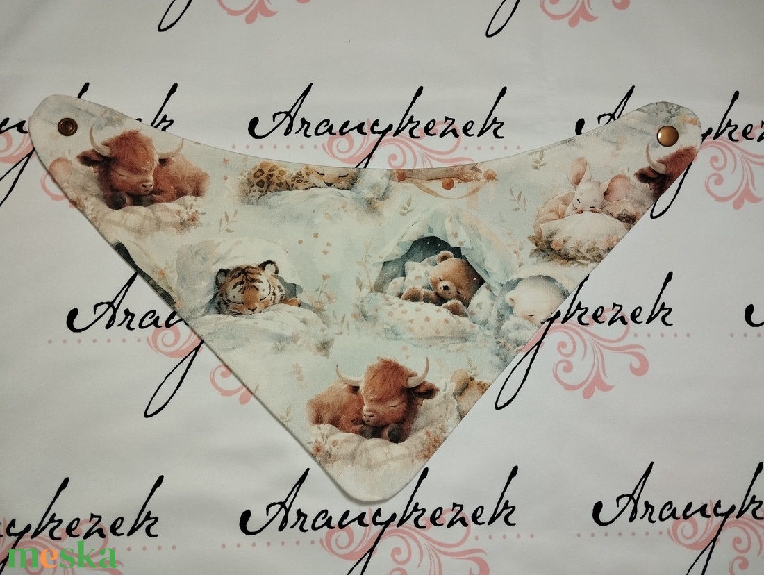 Szundikáló állatok- nyálkendő - ruha & divat - babaruha & gyerekruha - előke & nyálkendő - Meska.hu Szundikáló állatok- nyálkendő - ruha & divat - babaruha & gyerekruha - előke & nyálkendő - Meska.hu