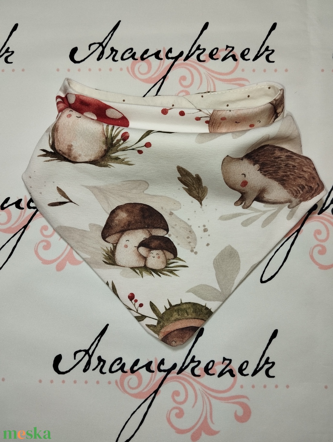 Süni és gomba mintás- nyálkendő - ruha & divat - babaruha & gyerekruha - előke & nyálkendő - Meska.hu Süni és gomba mintás- nyálkendő - ruha & divat - babaruha & gyerekruha - előke & nyálkendő - Meska.hu