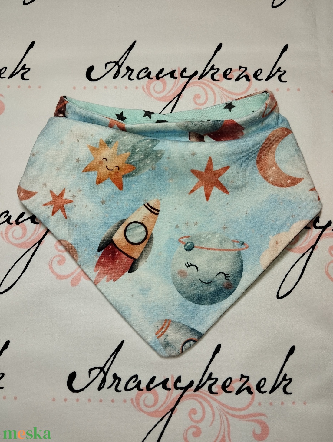 Űrhajós- nyálkendő - ruha & divat - babaruha & gyerekruha - előke & nyálkendő - Meska.hu
