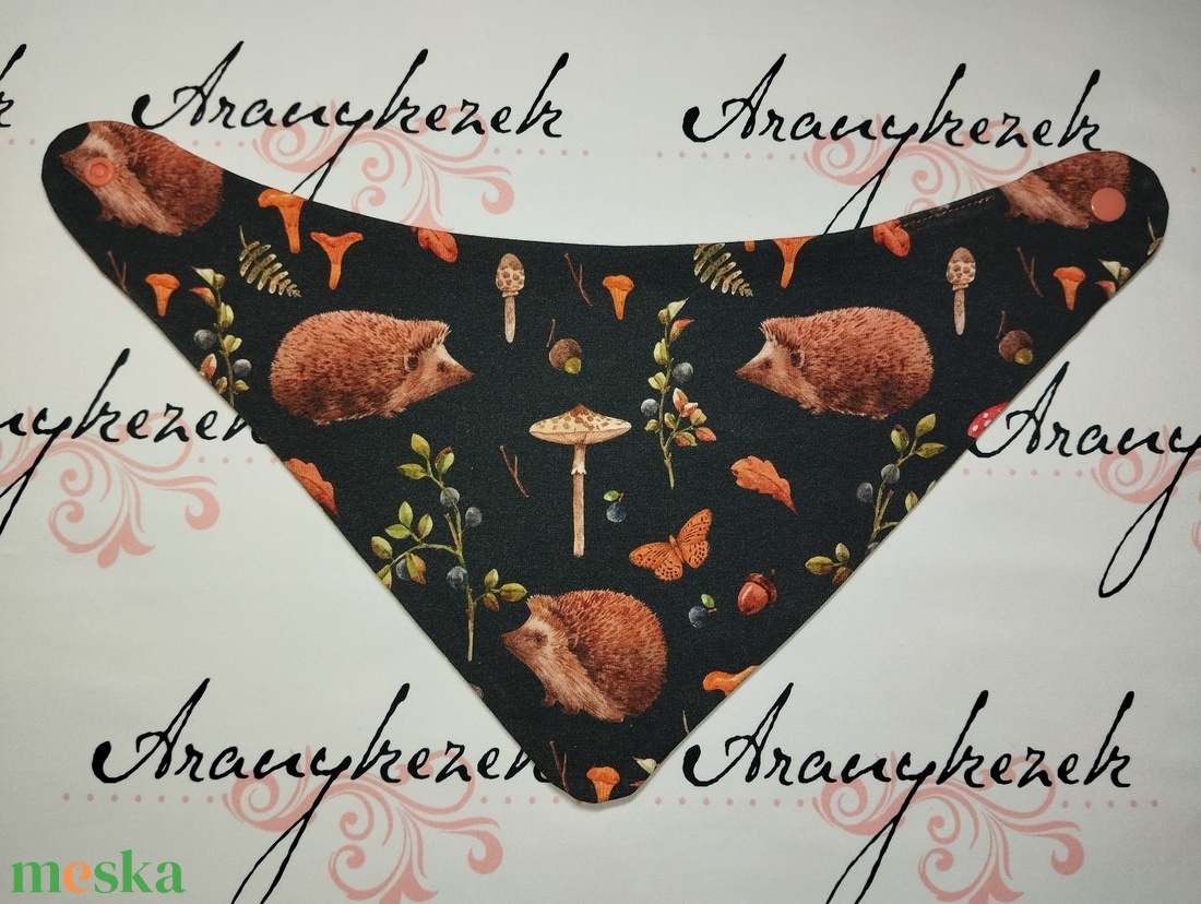Nyálkendő-Süni mintával - ruha & divat - babaruha & gyerekruha - előke & nyálkendő - Meska.hu Nyálkendő-Süni mintával - ruha & divat - babaruha & gyerekruha - előke & nyálkendő - Meska.hu