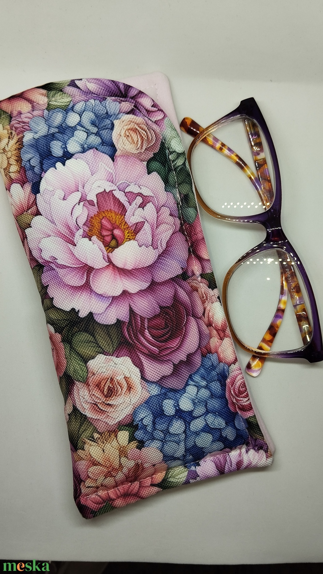 Szemüvegtok-Napszemüvegtok-Rózsa-hortenzia-vízálló vászonból - táska & tok - pénztárca & más tok - szemüvegtok - Meska.hu