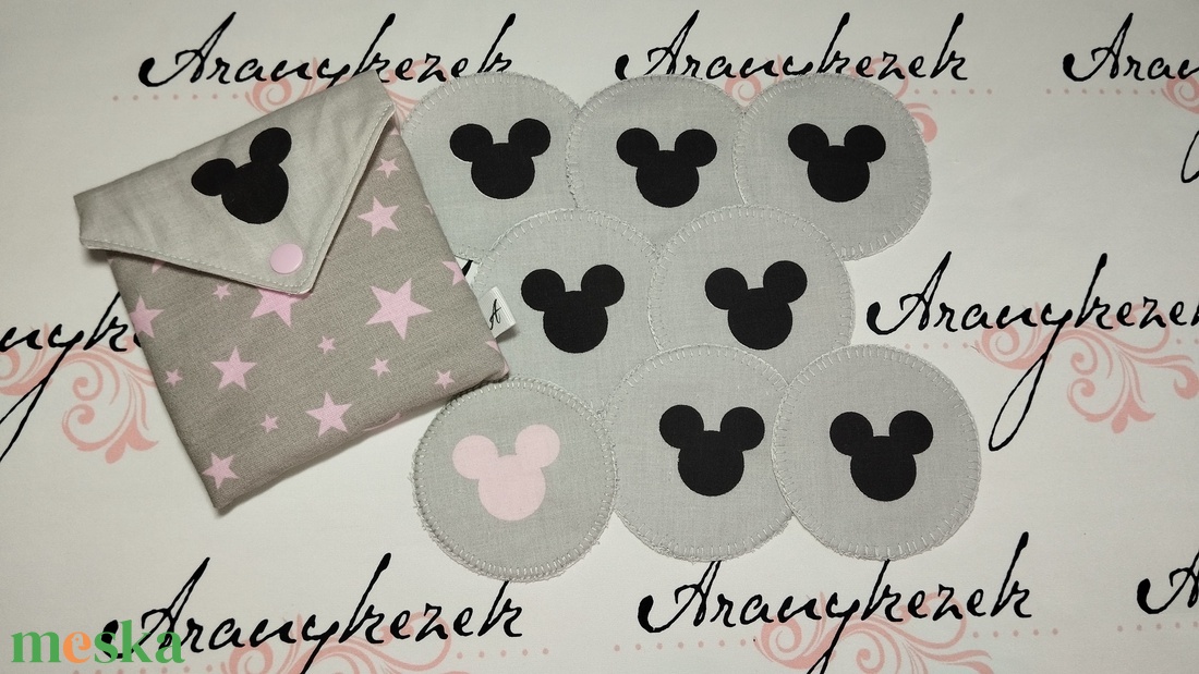 Mickey egeres-szürke-arctisztító korong csomag 8db-os+neszesszer - szépségápolás - arcápolás - arctisztító korong - Meska.hu Mickey egeres-szürke-arctisztító korong csomag 8db-os+neszesszer - szépségápolás - arcápolás - arctisztító korong - Meska.hu