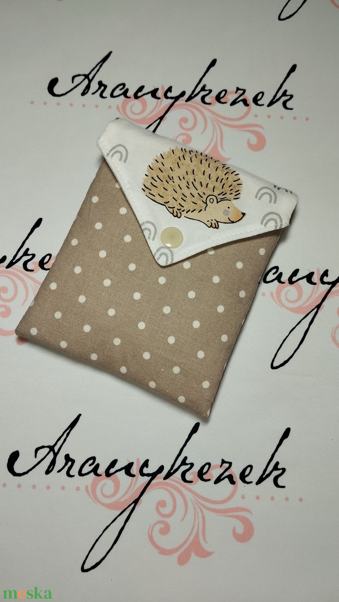 Süni-beige-arctisztító korong csomag 8db-os+neszesszer - szépségápolás - arcápolás - arctisztító korong - Meska.hu Süni-beige-arctisztító korong csomag 8db-os+neszesszer - szépségápolás - arcápolás - arctisztító korong - Meska.hu