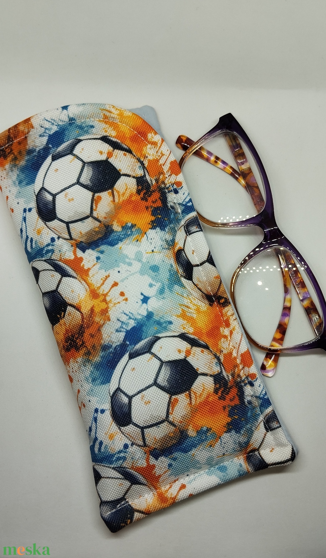 Szemüvegtok-Napszemüvegtok-Focis-vízálló vászonból - táska & tok - pénztárca & más tok - szemüvegtok - Meska.hu